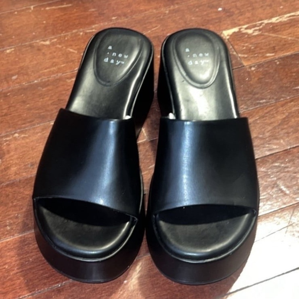 Platfrom Sandals